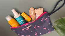 Carica l'immagine nel visualizzatore di Gallery, Gocce pochette Media (idrorepellente) - Fenicotteri
