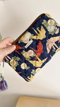 Carica l'immagine nel visualizzatore di Gallery, Pochette trapuntata - Origami Blue (Nippori)