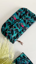 Carica l'immagine nel visualizzatore di Gallery, Pocket Pochette con tasca (Maxi) - Libellule