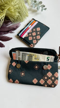 Carica l'immagine nel visualizzatore di Gallery, Pocket Pochette con tasca (Mini) - Mattonelle Verdi