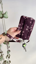 Carica l'immagine nel visualizzatore di Gallery, Portachiavi - Mattonelle Bordeaux