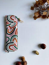 Carica l'immagine nel visualizzatore di Gallery, Astucc-iaiami (mini) - Rainbow