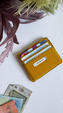 Carica l'immagine nel visualizzatore di Gallery, DIFETTO - Porta Tessere  - Petit Marmelade