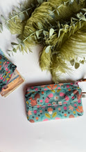 Carica l'immagine nel visualizzatore di Gallery, Pocket Pochette con tasca (Mini) - Scoiattoli