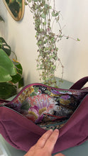 Carica l'immagine nel visualizzatore di Gallery, Moon Bag - Bordeaux/Airone (Nippori)