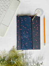 Carica l'immagine nel visualizzatore di Gallery, Quaderno A5 - Chicchi di Melograno