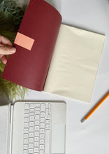 Carica l'immagine nel visualizzatore di Gallery, Quaderno Maxi - Mirtilli e Lamponi