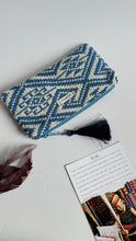 Load image into Gallery viewer, Pochette Mini - Geometrica blue nappina in seta