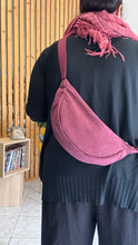 Carica l'immagine nel visualizzatore di Gallery, Moon Bag - Bordeaux/Airone (Nippori)