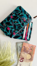 Carica l'immagine nel visualizzatore di Gallery, Pocket Pochette con tasca (Mini) - Libellule