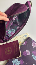 Carica l'immagine nel visualizzatore di Gallery, Marsupio Tamalito (taglia S/M) - Plum/Fichi