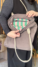 Carica l'immagine nel visualizzatore di Gallery, Tote Bag Tamalito - Grigio /Verde & rosa (Stripes)