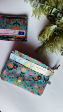 Carica l'immagine nel visualizzatore di Gallery, Pocket Pochette con tasca (Mini) - Scoiattoli