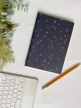 Carica l'immagine nel visualizzatore di Gallery, Quaderno A5 - Chicchi di Melograno