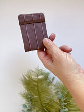 Carica l'immagine nel visualizzatore di Gallery, Pocket card - Lines Purple