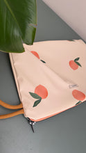 Carica l'immagine nel visualizzatore di Gallery, Gocce pochette Media (idrorepellente) - Albicocche