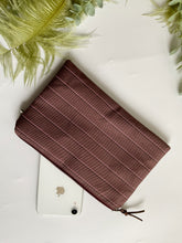 Load image into Gallery viewer, Pochette (maxi) - linea Purple