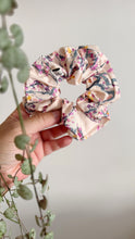 Carica l'immagine nel visualizzatore di Gallery, Scrunchie - Japan