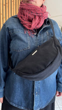Carica l'immagine nel visualizzatore di Gallery, PRE-ORDINE Moon Bag - Nera /Gingko (Nippori)
