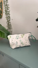 Carica l'immagine nel visualizzatore di Gallery, Gocce Pochette Maxi (idrorepellente) - Foglie