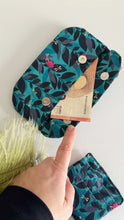 Carica l'immagine nel visualizzatore di Gallery, Pocket Pochette con tasca (Maxi) - Libellule