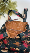 Carica l'immagine nel visualizzatore di Gallery, Shopper Bag - Dragon