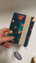 Carica l'immagine nel visualizzatore di Gallery, Porta Passaporto + Travel Journal - 80’s