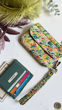 Load image into Gallery viewer, Pocket Pochette con tasca (Mini) - Garden Flowers