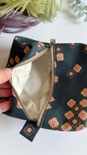 Load image into Gallery viewer, Mini trousse - Mattonelle Verdi