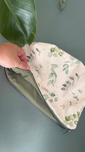 Carica l'immagine nel visualizzatore di Gallery, Gocce Pochette Maxi (idrorepellente) - Foglie