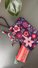 Carica l'immagine nel visualizzatore di Gallery, Gocce pochette Mini (idrorepellente) - Fiori
