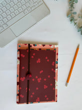 Load image into Gallery viewer, Quaderno A5 + Quaderno Maxi + Segnalibro (Lamponi e Mirtilli)