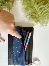 Carica l'immagine nel visualizzatore di Gallery, Astucc-iaiami (mini) - Chicchi di Melograno