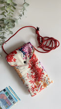 Load image into Gallery viewer, Astuccio porta cellulare - Flowers