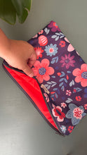 Carica l'immagine nel visualizzatore di Gallery, Gocce pochette Media (idrorepellente) - Fiori