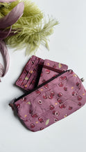 Carica l'immagine nel visualizzatore di Gallery, Pocket Pochette (Maxi)  con tasca - Ciliegie Malva
