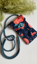 Carica l'immagine nel visualizzatore di Gallery, Astuccio porta cellulare (Cordino) - Melograno