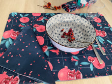 Load image into Gallery viewer, Tovaglietta americana - Melagrana