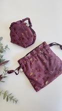 Load image into Gallery viewer, Set Nuvola (Sleep Mask + Sacchetto) - ciliegie Malva