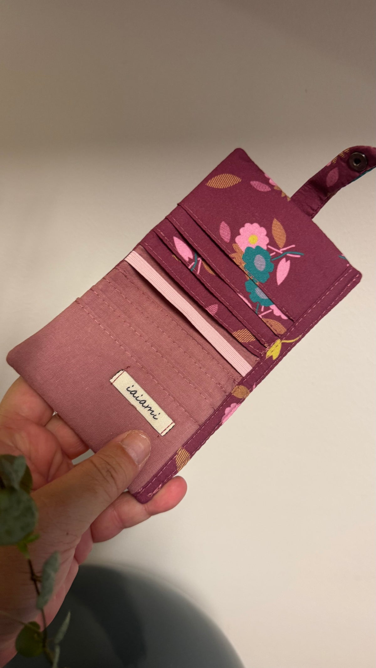 Komono - Floral Burgundy (Hanbok)