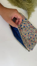 Carica l'immagine nel visualizzatore di Gallery, Pochette trapuntata - fiorellini (Nippori)