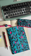 Load image into Gallery viewer, Quaderno A5 - Magnolie e Libellule (turchese)