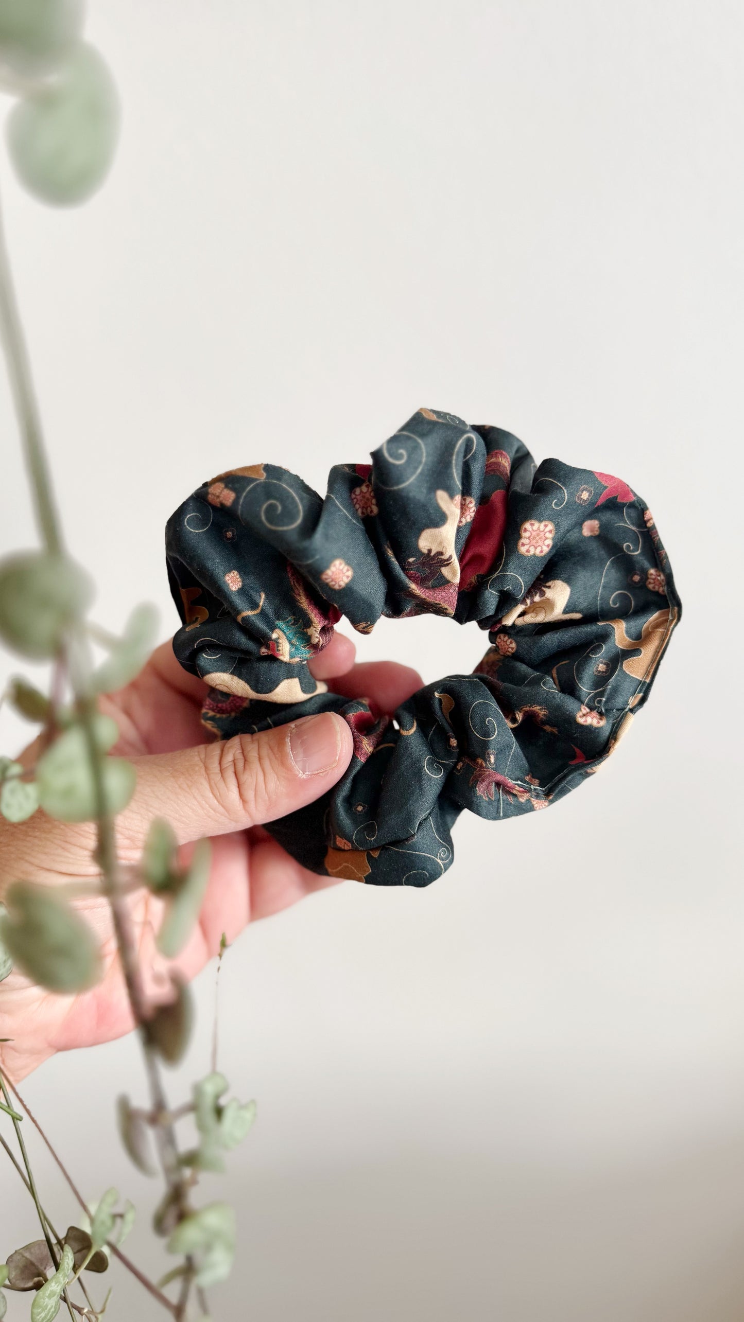 Scrunchie - Dragon