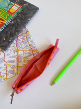 Carica l'immagine nel visualizzatore di Gallery, Astuccio Birillo - Rosa Pois