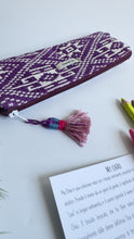 Carica l'immagine nel visualizzatore di Gallery, Astuccio - Geometrica viola double face