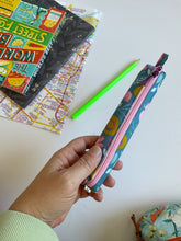 Carica l'immagine nel visualizzatore di Gallery, Astuccio Birillo - Pesche