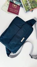 Carica l'immagine nel visualizzatore di Gallery, Marsupio Tamalito (taglia M/L) - blue/Fiori senape