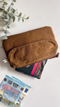 Carica l'immagine nel visualizzatore di Gallery, Pocket Pochette con tasca (Mini) - Camel/Mattonelle