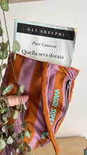 Carica l'immagine nel visualizzatore di Gallery, Custodia per libri (standard) - Cammello & Malva (Stripes)