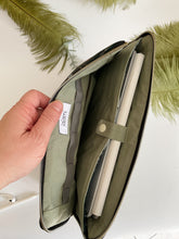 Load image into Gallery viewer, Custodia per Tablet/iPad (tasche interne) - Parrot